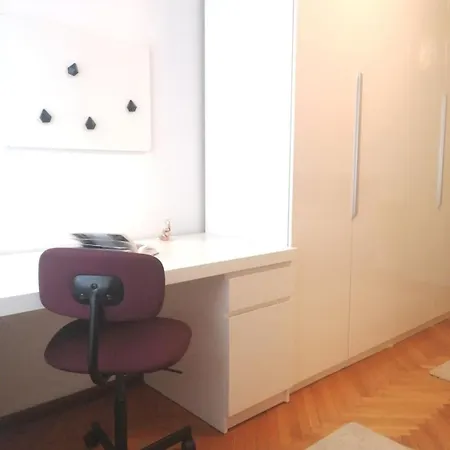 Apartment Mario